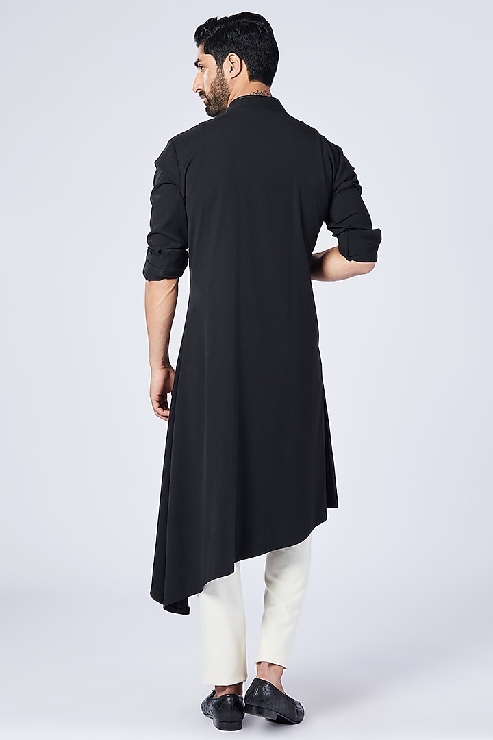Black Viscose & Lycra Embroidered Kurta by S&N by Shantnu Nikhil Men at Pernia's Pop Up Shop