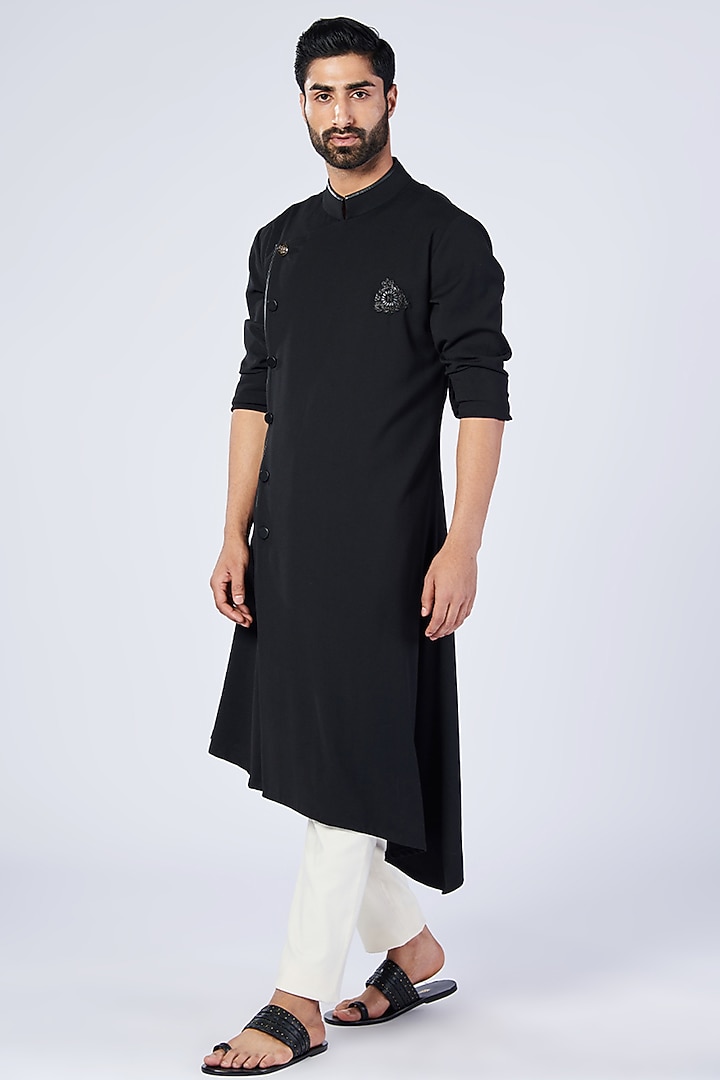 Black Viscose & Lycra Embroidered Kurta by S&N by Shantnu Nikhil Men at Pernia's Pop Up Shop