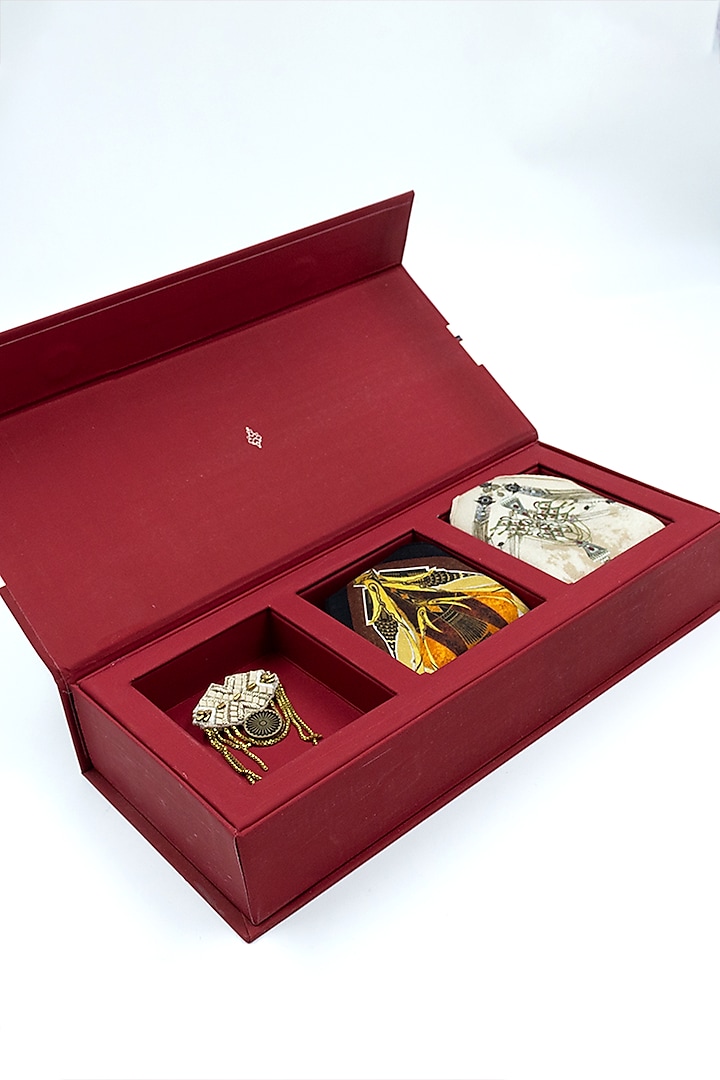 Multi-Colored Silk Printed Pocket Square & Brooch Gift Set Of 3 by S&N by Shantnu Nikhil Men at Pernia's Pop Up Shop