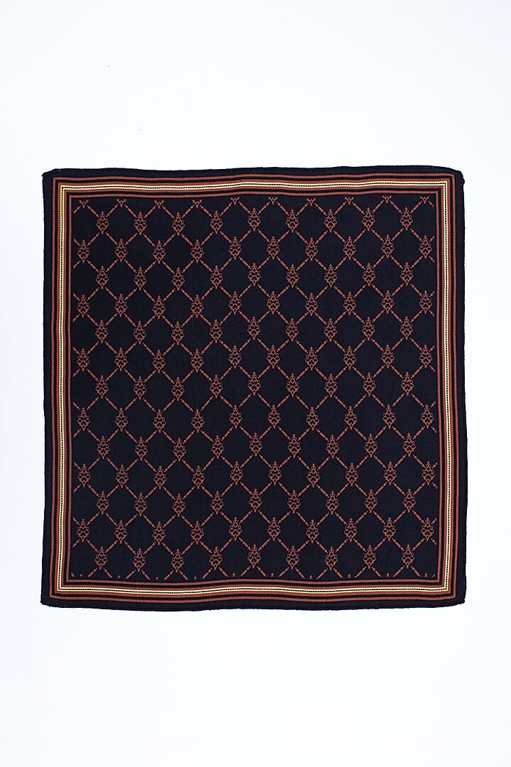 Black Twill Silk Printed Pocket Square by S&N by Shantnu Nikhil Men at Pernia's Pop Up Shop
