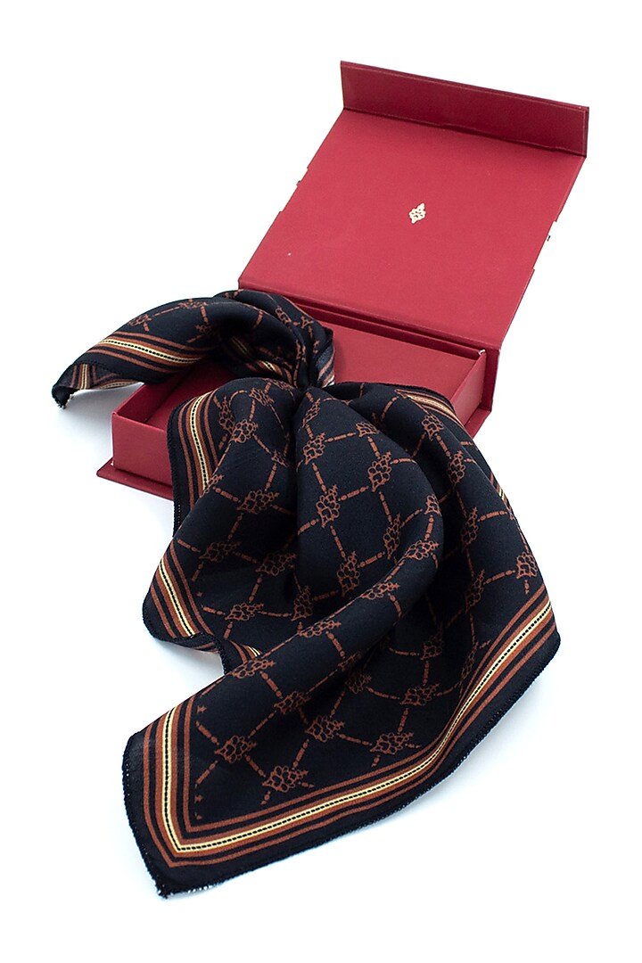 Black Twill Silk Printed Pocket Square by S&N by Shantnu Nikhil Men at Pernia's Pop Up Shop