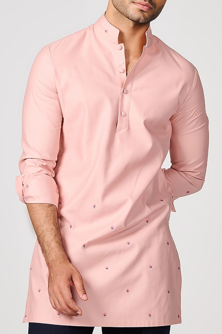 Pink Giza Cotton Embroidered Kurta by S&N by Shantnu Nikhil Men at Pernia's Pop Up Shop