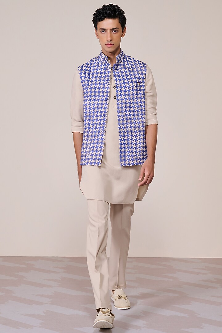 Ecru Rayon Suiting Blend Houndstooth Printed Waistcoat by S&N by Shantnu Nikhil Men at Pernia's Pop Up Shop