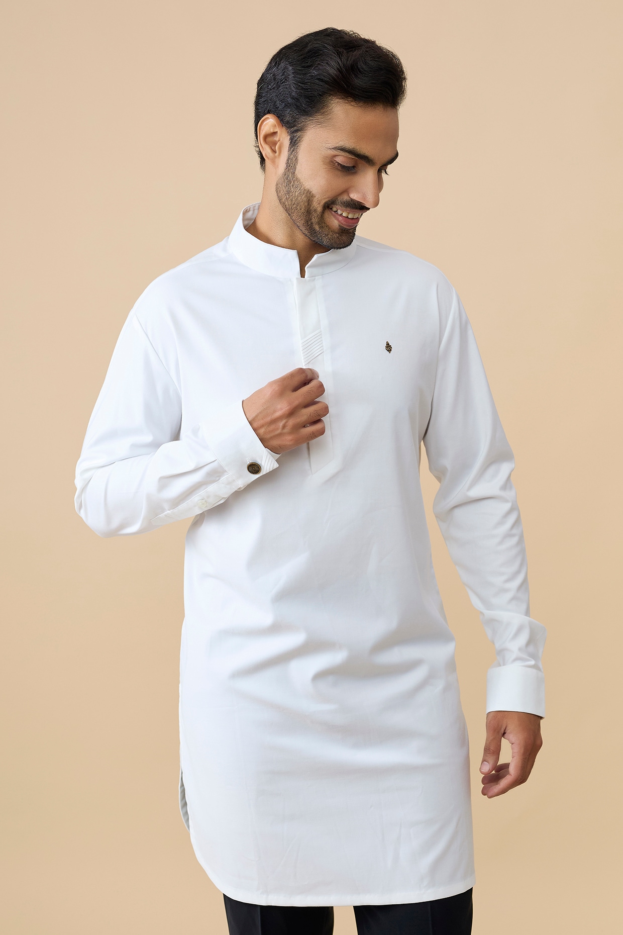 S&N by Shantnu Nikhil Off-White Tencel Rayon Kurta
