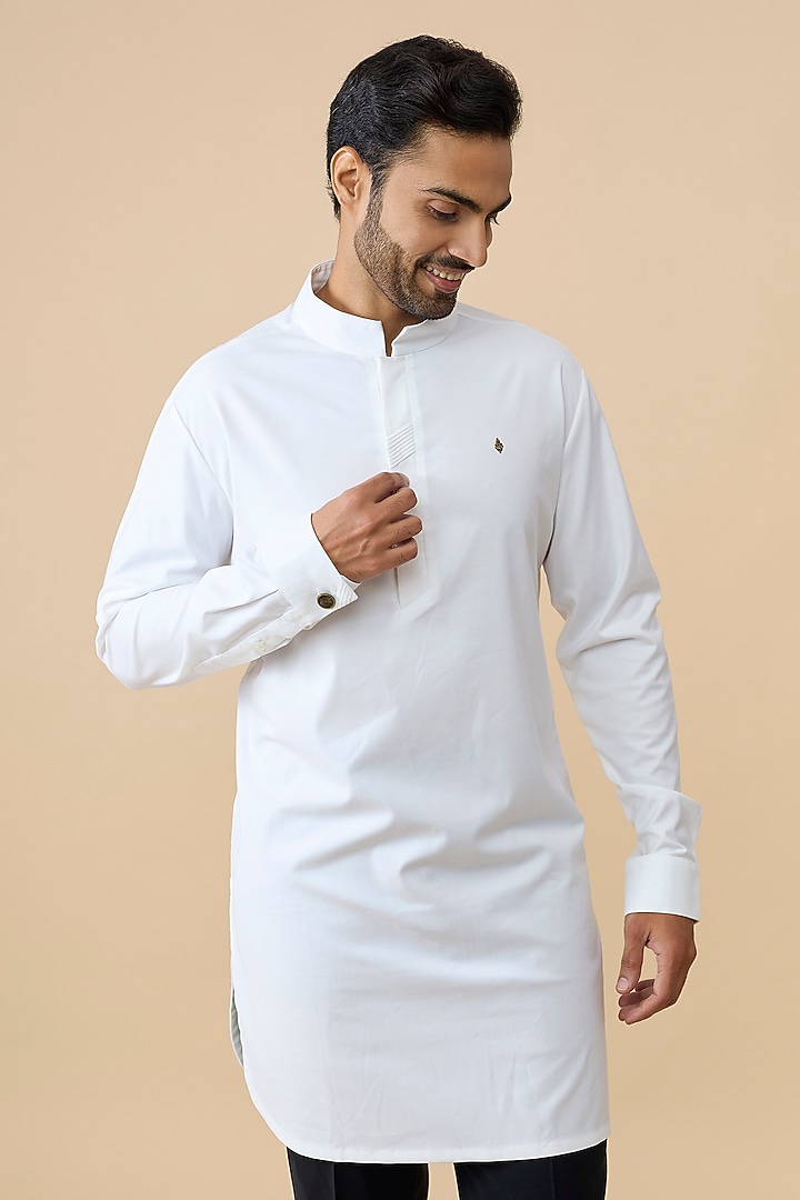 Off-White Tencel Rayon Kurta by S&N by Shantnu Nikhil Men at Pernia's Pop Up Shop