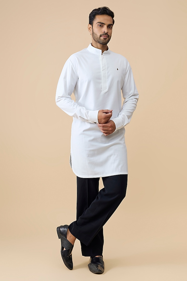 Off-White Tencel Rayon Kurta by S&N by Shantnu Nikhil Men at Pernia's Pop Up Shop