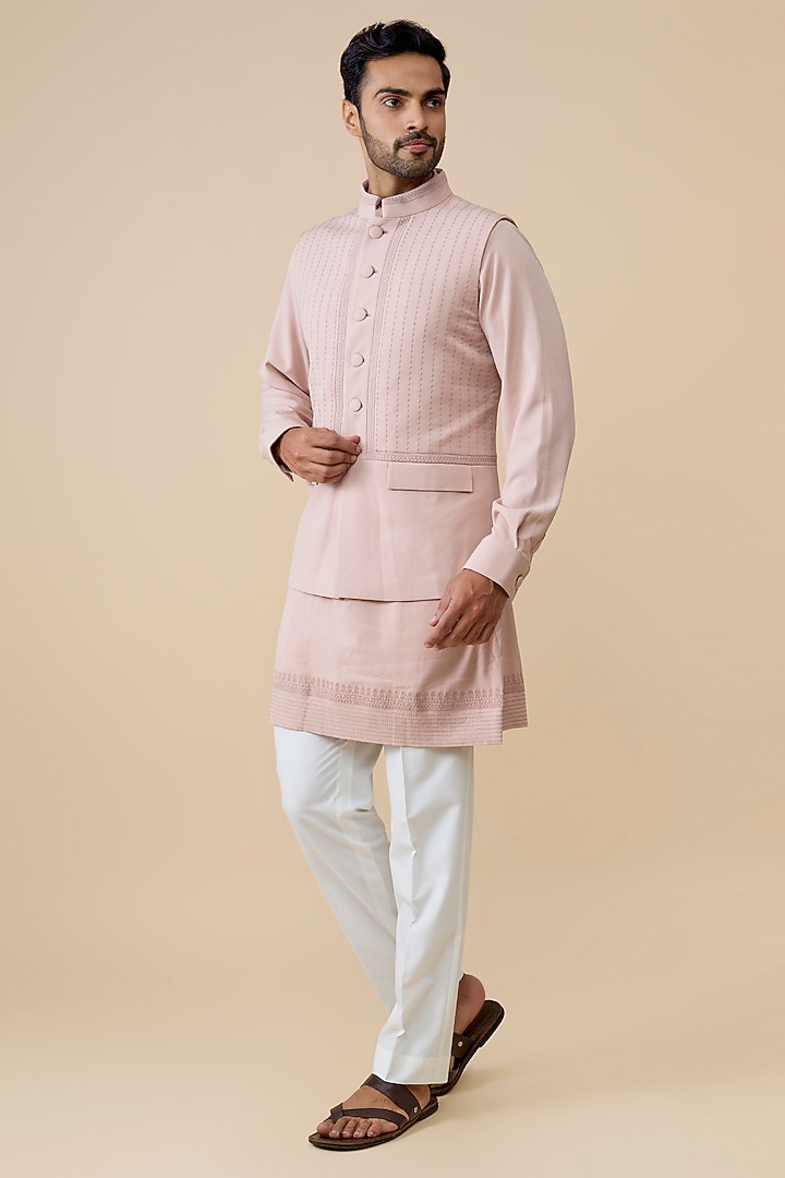 Light Pink Rayon Suiting Blend Bundi Jacket by S&N by Shantnu Nikhil Men at Pernia's Pop Up Shop