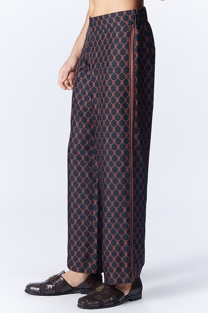 Black Twill Silk Printed Trousers by S&N by Shantnu Nikhil Men at Pernia's Pop Up Shop