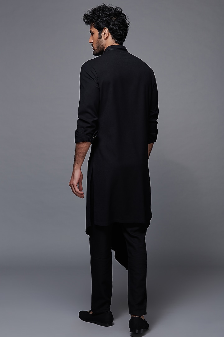 Black Poly Blend & Viscose Asymmetric Kurta by S&N by Shantnu Nikhil Men at Pernia's Pop Up Shop
