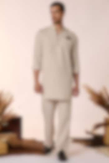 Ecru Rayon & Linen Kurta by S&N by Shantnu Nikhil Men