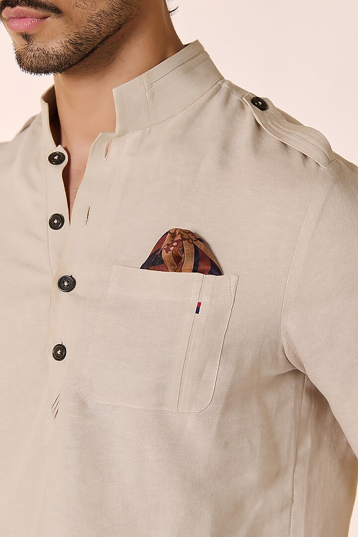 Ecru Rayon & Linen Kurta by S&N by Shantnu Nikhil Men at Pernia's Pop Up Shop