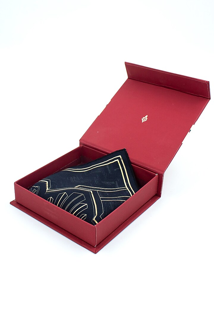 Black Twill Silk Adamas Printed Pocket Square by S&N by Shantnu Nikhil Men at Pernia's Pop Up Shop