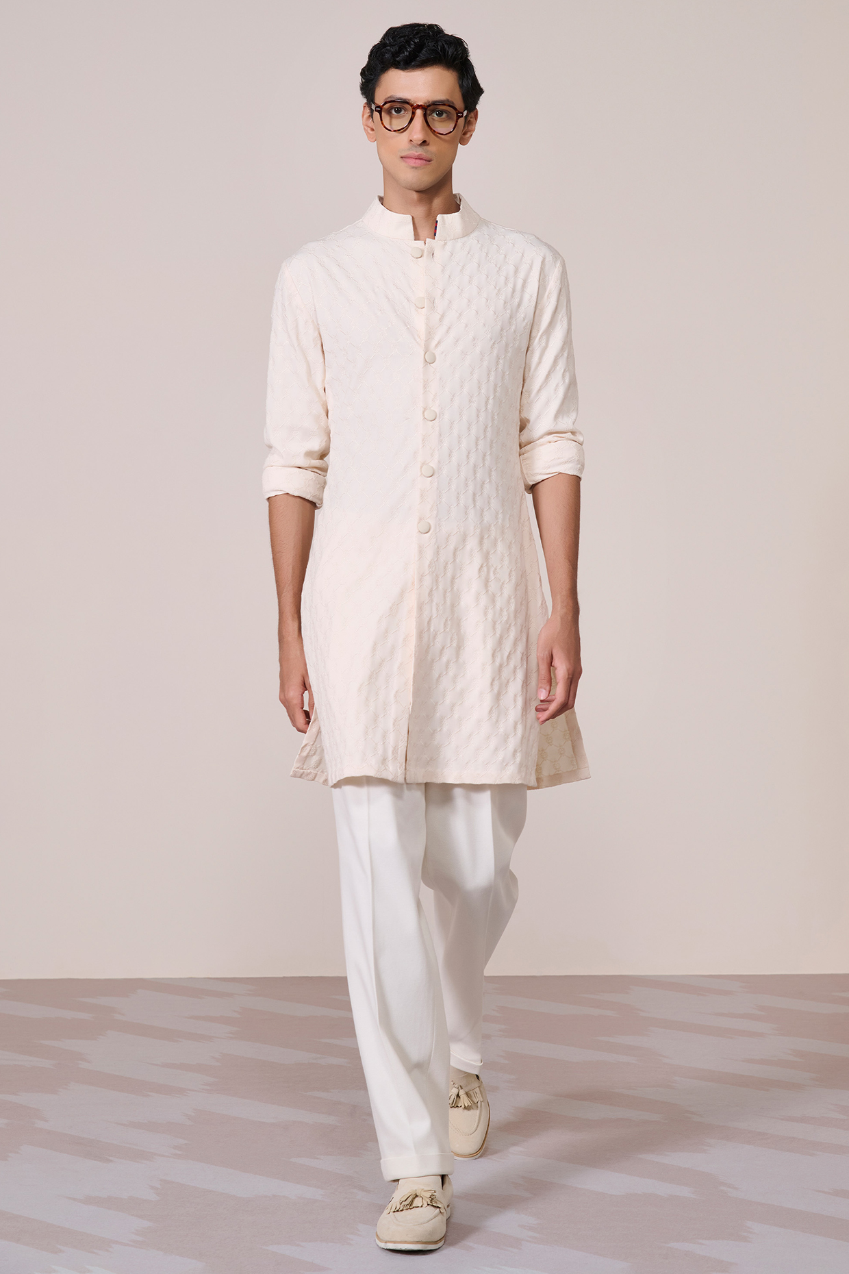 Off-White Brushed Suiting Blend Kurta by S&N by Shantnu Nikhil Men