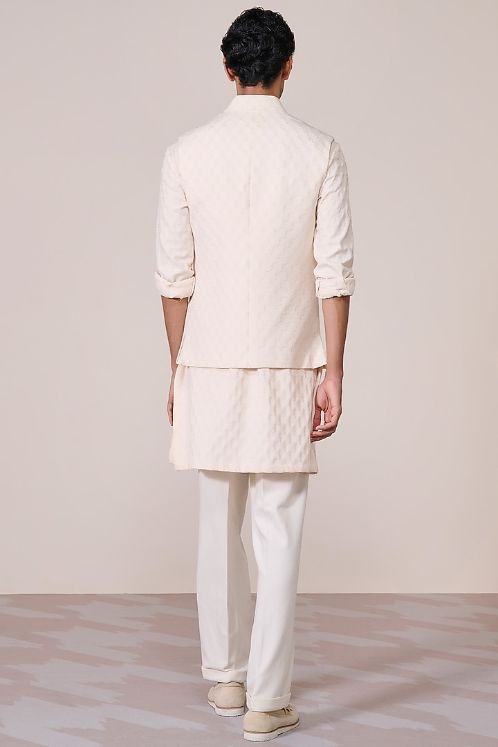 Off-White Rayon Brushed Suiting Blend Waistcoat by S&N by Shantnu Nikhil Men at Pernia's Pop Up Shop