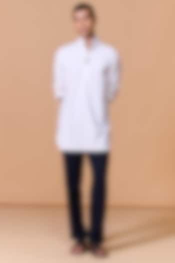 Off-White Tencel Rayon Spandex Kurta by S&N by Shantnu Nikhil Men at Pernia's Pop Up Shop