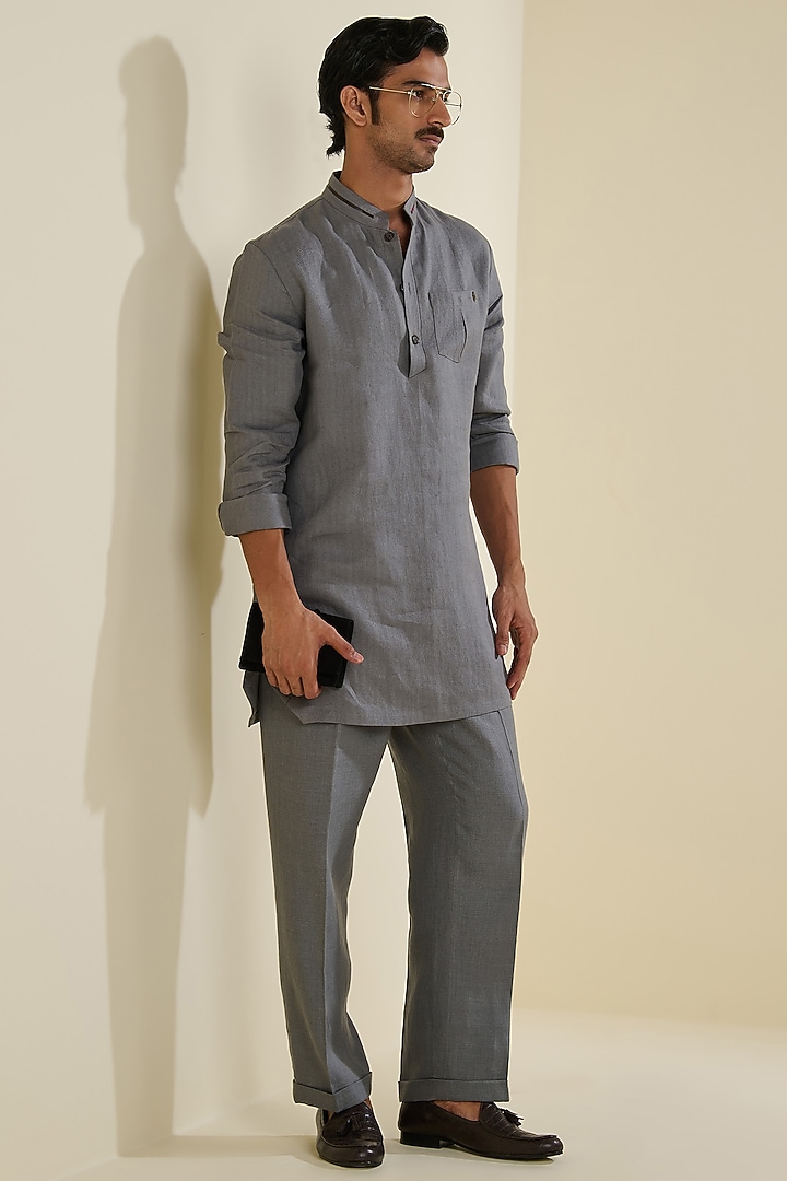 Grey Linen Kurta by S&N by Shantnu Nikhil Men at Pernia's Pop Up Shop