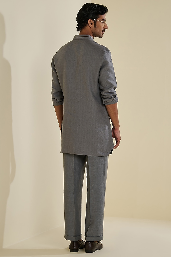 Grey Linen Kurta by S&N by Shantnu Nikhil Men at Pernia's Pop Up Shop