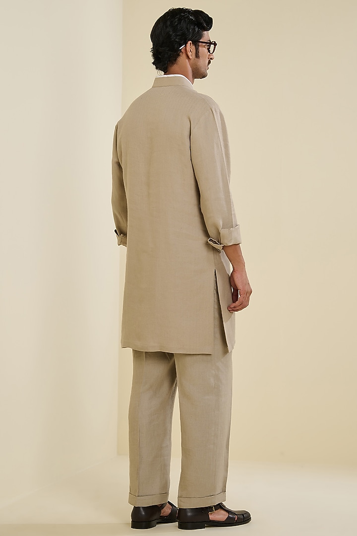 Beige Linen Kurta by S&N by Shantnu Nikhil Men at Pernia's Pop Up Shop