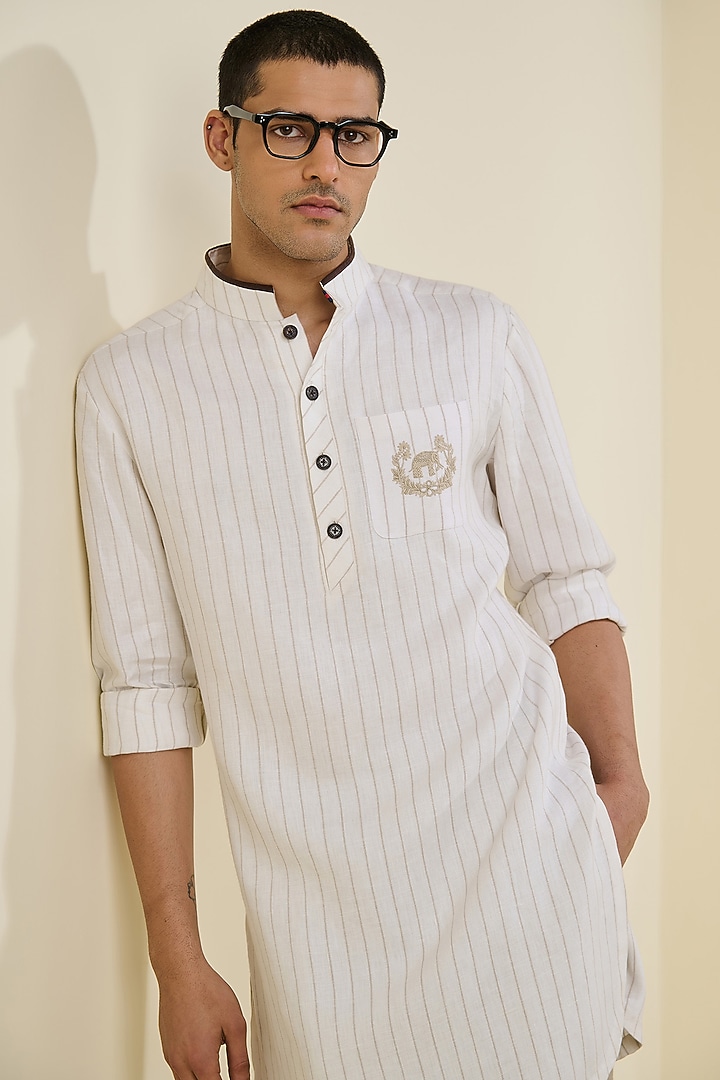 Off-White Linen Striped Kurta by S&N by Shantnu Nikhil Men at Pernia's Pop Up Shop