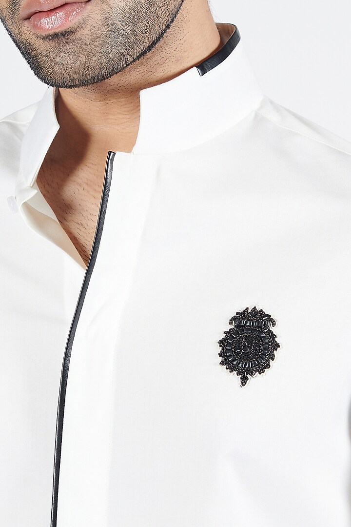 Off-White Poly Viscose Suiting Party Wear Shirt by S&N by Shantnu Nikhil Men at Pernia's Pop Up Shop