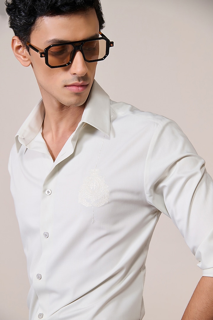 Light Green Bamboo Suiting Blend Threadwork Party Wear Shirt by S&N by Shantnu Nikhil Men at Pernia's Pop Up Shop