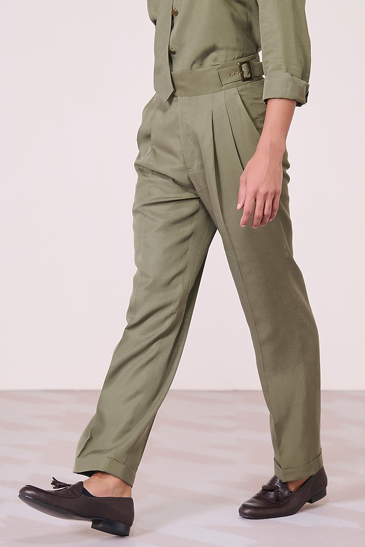 Olive Lyocell Linen High-Waisted Trousers by S&N by Shantnu Nikhil Men at Pernia's Pop Up Shop