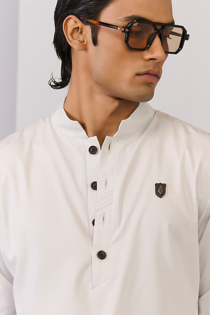 Light Grey Bamboo Cotton Kurta by S&N by Shantnu Nikhil Men at Pernia's Pop Up Shop