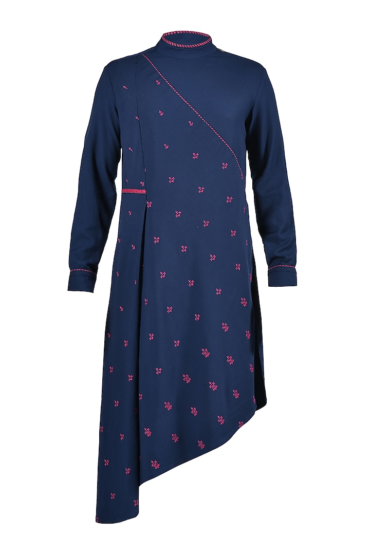 Navy Blue Terylene & Viscose Embroidered Asymmetric Kurta by S&N by Shantnu Nikhil Men at Pernia's Pop Up Shop