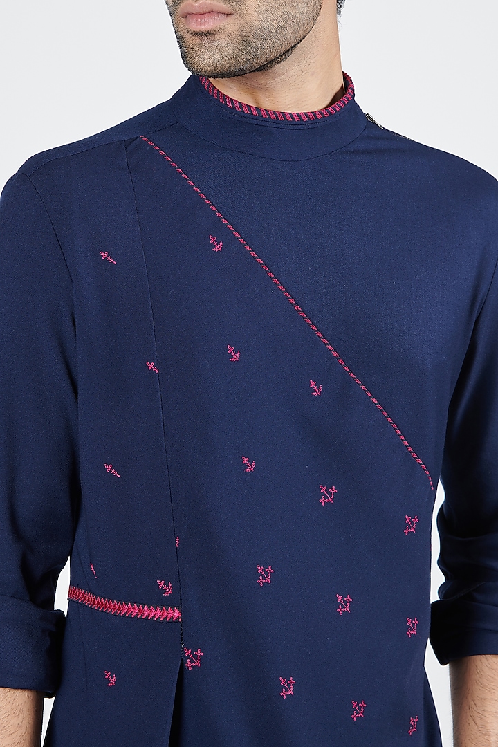 Navy Blue Terylene & Viscose Embroidered Asymmetric Kurta by S&N by Shantnu Nikhil Men at Pernia's Pop Up Shop