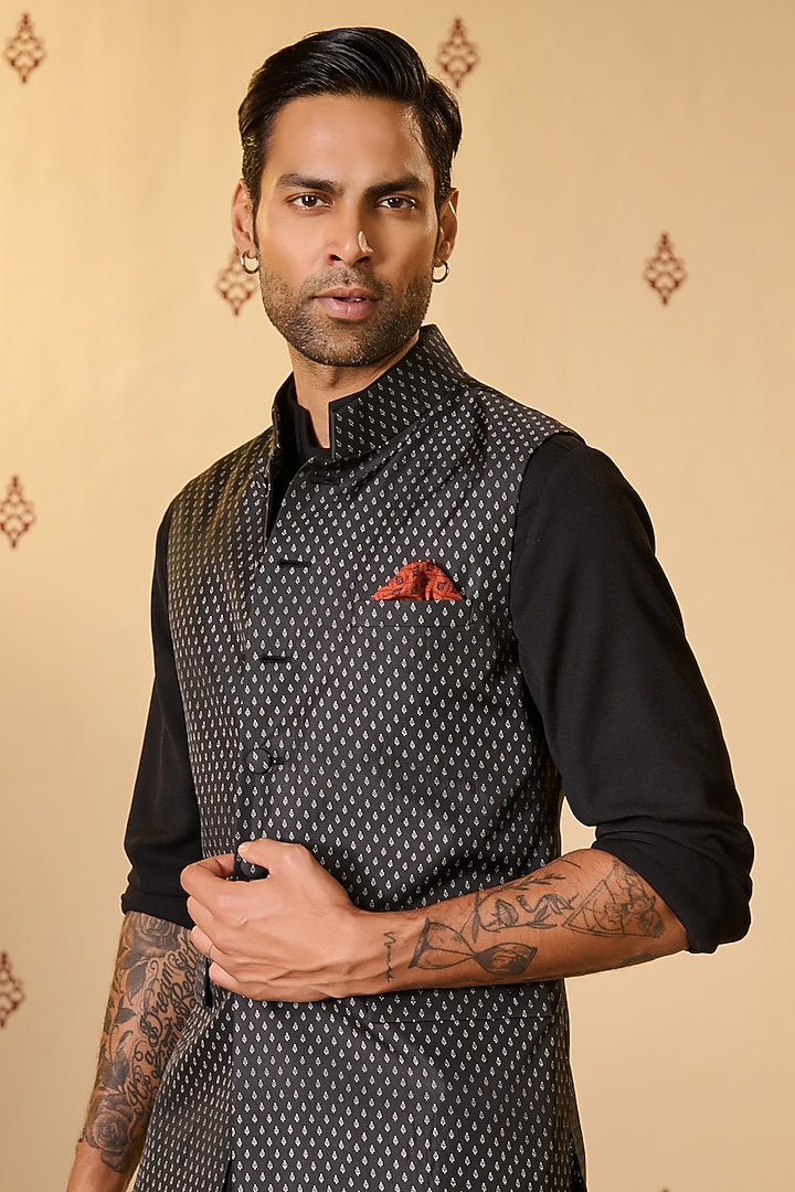 Black Silk Twill Waistcoat by S&N by Shantnu Nikhil Men at Pernia's Pop Up Shop