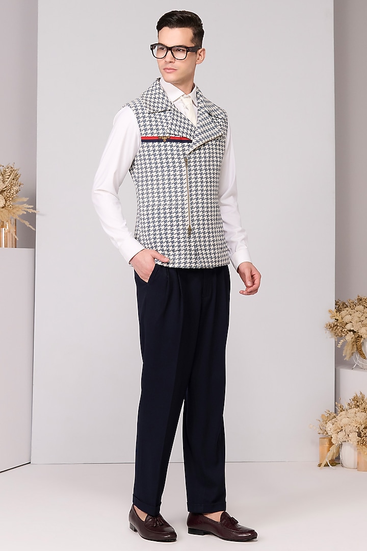 Off-White Houndstooth Linen Waistcoat by S&N by Shantnu Nikhil Men at Pernia's Pop Up Shop