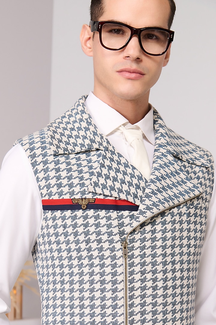 Off-White Houndstooth Linen Waistcoat by S&N by Shantnu Nikhil Men at Pernia's Pop Up Shop