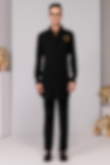 Black Terylene Viscose Lycra Paneled Kurta by S&N by Shantnu Nikhil Men at Pernia's Pop Up Shop