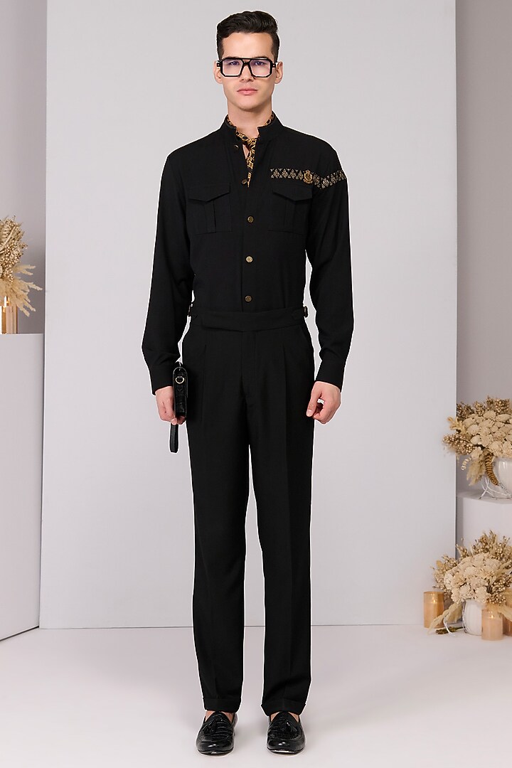 Black Terylene Viscose Lycra Color-Blocked Wedding Shirt by S&N by Shantnu Nikhil Men at Pernia's Pop Up Shop