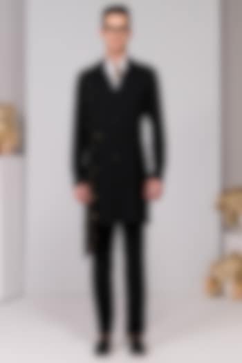 Black Terylene Viscose Lycra Embroidered Draped Kurta by S&N by Shantnu Nikhil Men at Pernia's Pop Up Shop