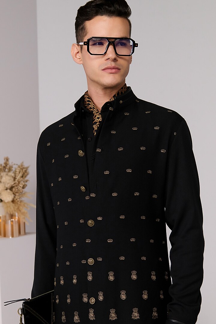 Black Poly Blend Viscose Lycra Embroidered Kurta by S&N by Shantnu Nikhil Men at Pernia's Pop Up Shop