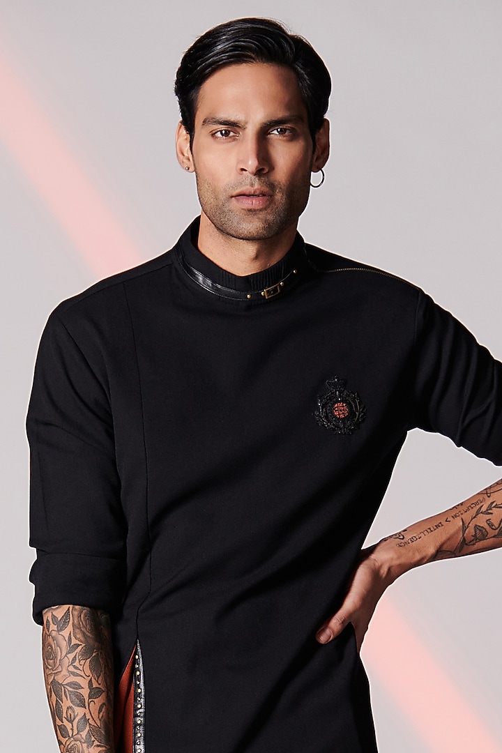 Black Poly Blend Asymmetrical Kurta by S&N by Shantnu Nikhil Men at Pernia's Pop Up Shop