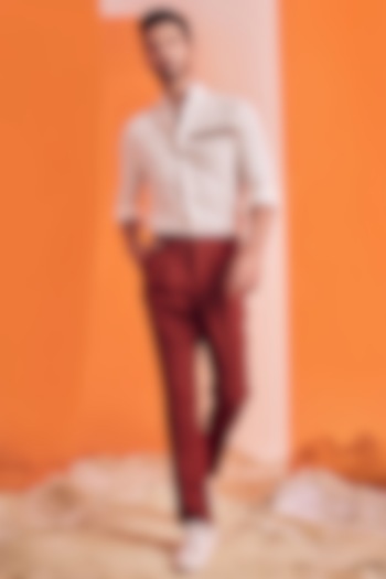 Off-White Embroidered Party Wear Shirt by S&N by Shantnu Nikhil Men at Pernia's Pop Up Shop