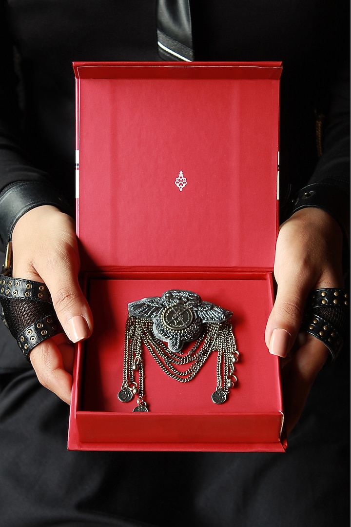 Grey Leather Embellished Brooch by S&N by Shantnu Nikhil Men at Pernia's Pop Up Shop