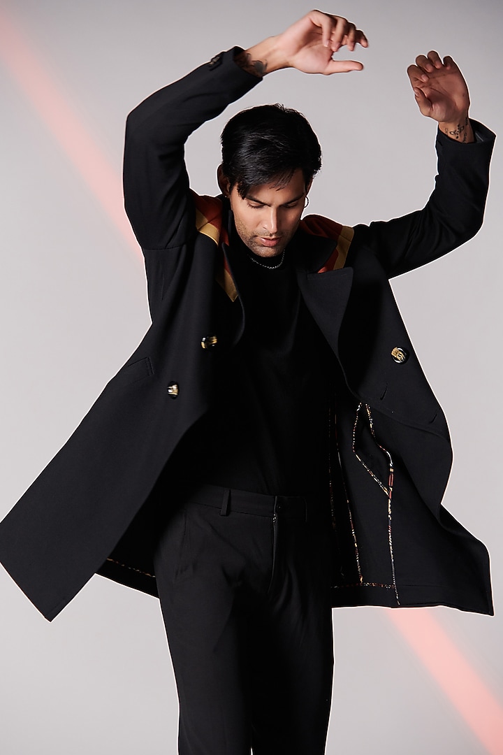 Black & Rust Cotton Trench Coat by S&N by Shantnu Nikhil Men at Pernia's Pop Up Shop