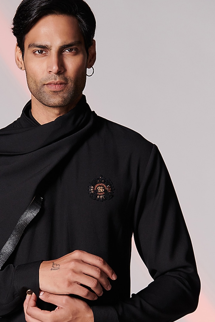 Black Terylene Draped Kurta by S&N by Shantnu Nikhil Men at Pernia's Pop Up Shop