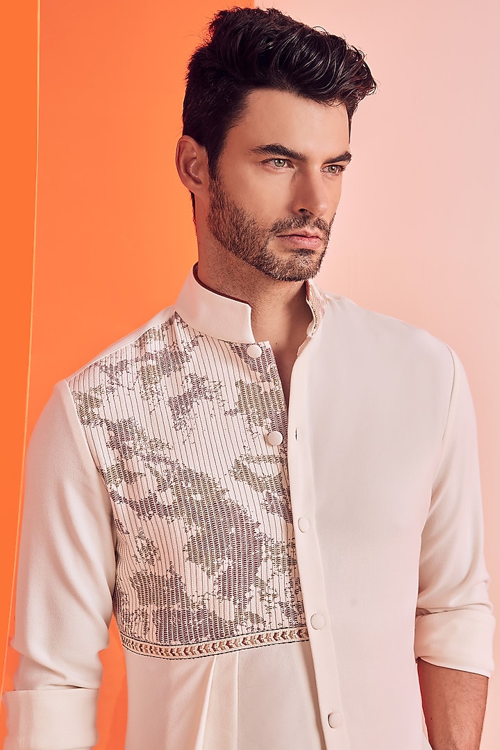 Off-White Embroidered Wedding Shirt by S&N by Shantnu Nikhil Men at Pernia's Pop Up Shop