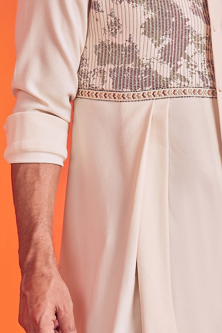 Off-White Embroidered Wedding Shirt by S&N by Shantnu Nikhil Men at Pernia's Pop Up Shop