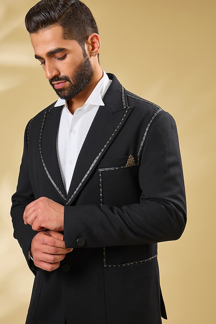 Black Suiting Embellished Tuxedo by S&N by Shantnu Nikhil Men at Pernia's Pop Up Shop