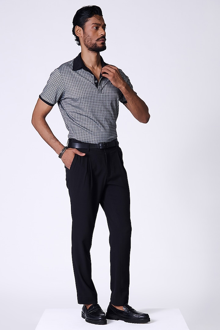 Black Crepe Jersey Abstract Printed T-Shirt by S&N by Shantnu Nikhil Men at Pernia's Pop Up Shop