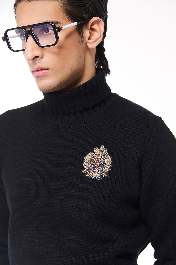 Black Cashmere High Neck Sweater by S&N by Shantnu Nikhil Men at Pernia's Pop Up Shop