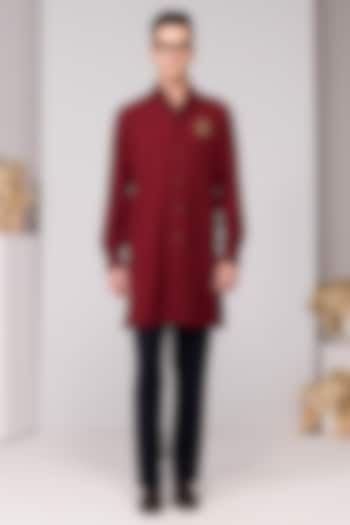 Cherry Red Brushed Suiting Blend Embroidered Kurta by S&N by Shantnu Nikhil Men at Pernia's Pop Up Shop