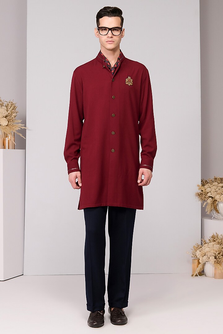 Cherry Red Brushed Suiting Blend Embroidered Kurta by S&N by Shantnu Nikhil Men at Pernia's Pop Up Shop