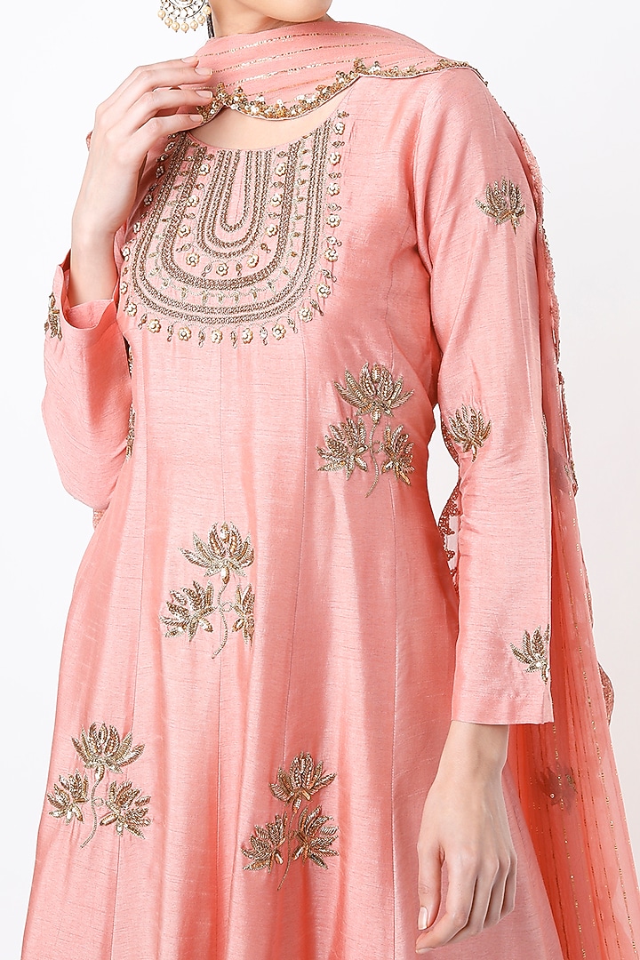 Blush Pink Embroidered Wedding Anarkali Set by Shilpa Poddar at Pernia's Pop Up Shop