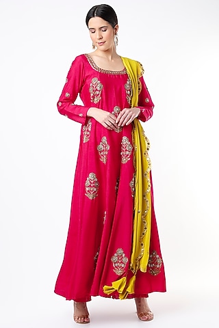 Red Embroidered Anarkali Set by Shilpa Poddar